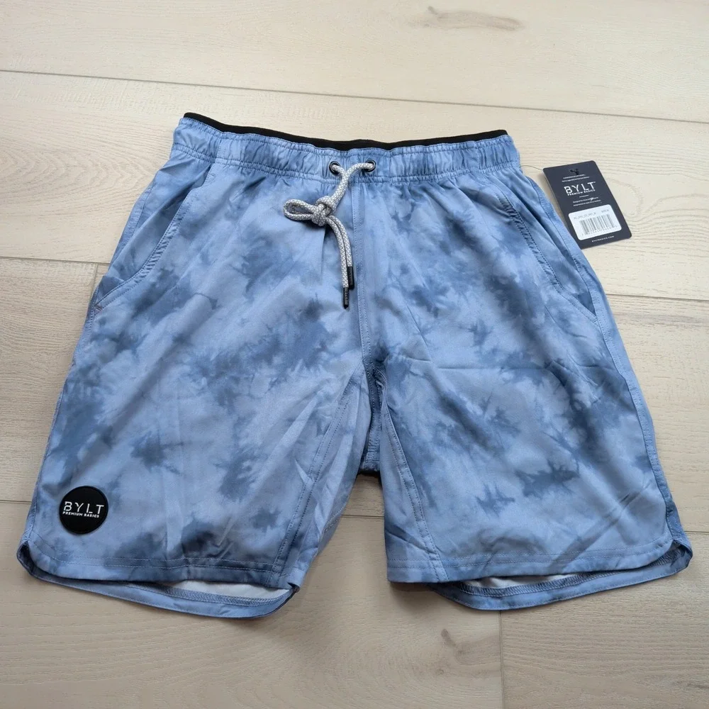 NEW BYLT Premium Basics Active Short Mens Medium Blue Tie Dye Sky Cloud Print